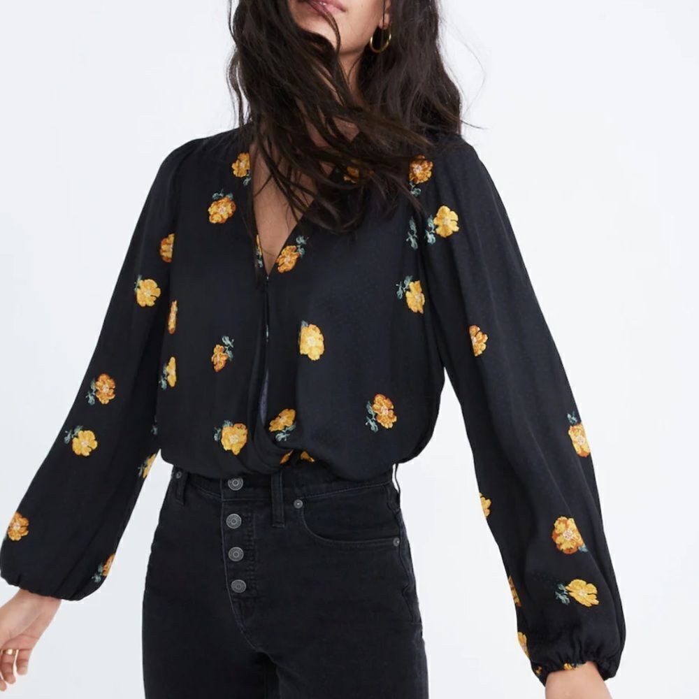 NWOT Madewell Bubble-Sleeve Wrap Top in Floating Florets Medium - Picture 3 of 9